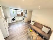 3 Bed House Lumleys Burley! Available July