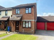 3 bed house to rent in Colbred Corner, GU51, Fleet