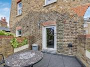 3 bed house to rent in Station Road, London | James Anderson