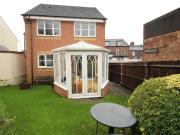 3 bed house to rent in Thorne Close, Boxmoor, Hemel...