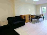 3 Bed Maisonette with Garden – Shepherds Bush