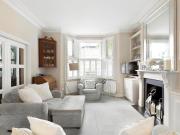 3 bed Mid Terraced House to rent in Battersea...