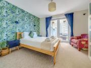 3 bed Mid Terraced House to rent in Brighton And Hove...