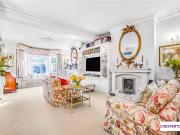 3 bed Mid Terraced House to rent in Fulham Hammersmith...