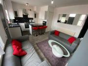 3 bed Mid Terraced House to rent in Leeds West...