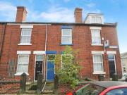 2 bed Mid Terraced House to rent in Sheffield South...
