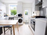 3 bed Mid Terraced House to rent in Sheffield South...
