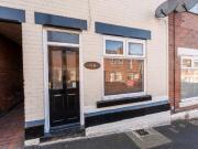 3 bed Mid Terraced House to rent in Sheffield South...