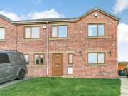 3 bed Mid Terraced House to rent in Wakefield West...