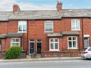 3 bed Mid Terraced House to rent in York North...