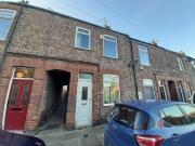 3 bed Mid Terraced House to rent in York North...