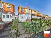 3 bed semi detached house to rent in Mayswood Grove,...