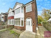 3 bed Semi Detached to rent in Droylsden Greater...