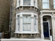 3 bed spacious flat in Brixton near park 3 bed spacious flat in Brixton near park
