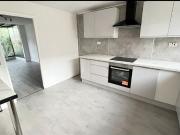 3 Bed Terraced House, Cottingham Road, SW8