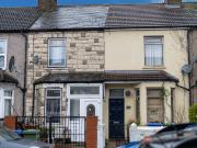 3 bed Terraced House To Let