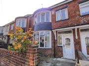 3 bed terraced house to rent in Bethune Road,...