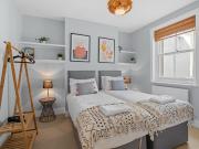 3 Bed Terraced House, Upper North Street, BN1