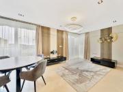 3 bed Upper Floor Flat to Let for rent in Tizzard Grove,...