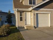 3 bedroom 15 bathroom townhouse