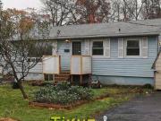 3 bedroom 1 bath available to rent in spryfield