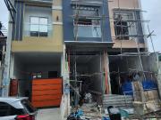 3 Bedroom 1 or 2 Car Garage 2 Storey Townhouse for sale...