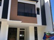 3 Bedroom 1 Car Garage Townhouse for Sale near Robinsons...