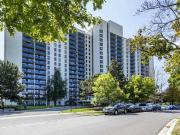 3 Bedroom 25 Parkway Forest Drive Close to Seneca College