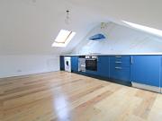 3 bedroom, 2 bathroom flat