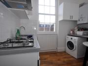 3 Bedroom 2 Bathroom Flat In Euston!