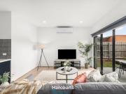 3 Bedroom, 2 Bathroom Home with Modern Amenities in...