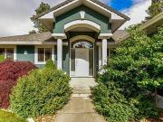 3 Bedroom 2 Bathroom Main Floor For Rent Kelowna
