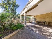 3 Bedroom, 2 Bathroom Townhouse in Prime Mandurah Location