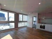 3 Bedroom 2 Bathroom with 1 Carpark @The Fifth Apartment