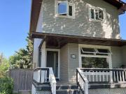 3 Bedroom 2 Story Duplex in Beddington