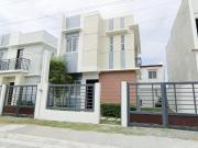 3 Bedroom 2 Toilet and Bath Single Attached in Sta....