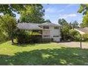 3 Bedroom 3 Bath In Cresskill New Jersey 07626