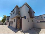 4 bedroom 4 bathroom at glen marais