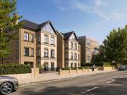 3 Bedroom Apartment Ealing Greater London 90713669