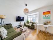 3 Bedroom Apartment Ealing Greater London 95326634