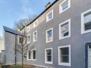 3 Bedroom Apartment Flat