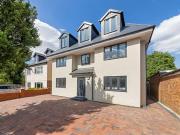 3 Bedroom Apartment Flat
