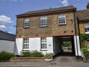 3 Bedroom Apartment Flat