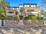 3 Bedroom Apartment Flat