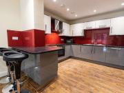 3 Bedroom Apartment Flat