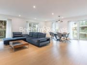 3 Bedroom Apartment Flat