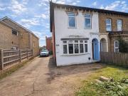 3 Bedroom Apartment Flat