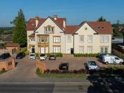 3 Bedroom Apartment Flat