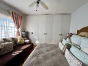 3 Bedroom Apartment / Flat For Sale in Crown Gardens