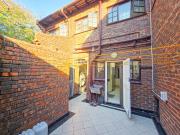 3 Bedroom Apartment / Flat For Sale in Morningside